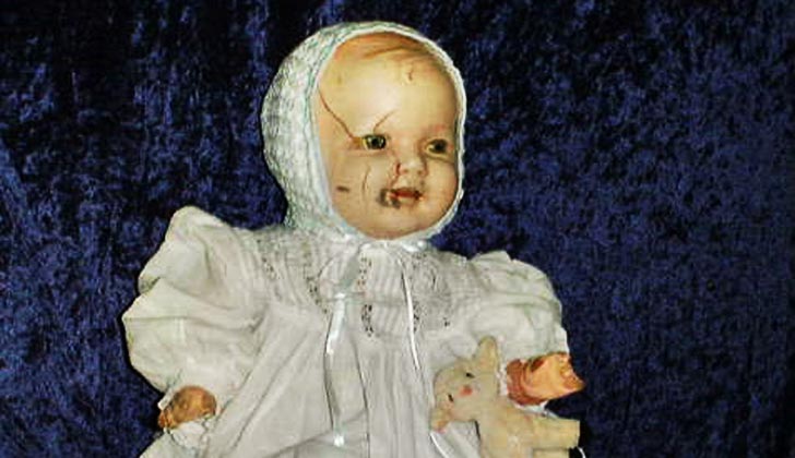 75+ Gambar Boneka Hantu Terseram Di Dunia Terbaik